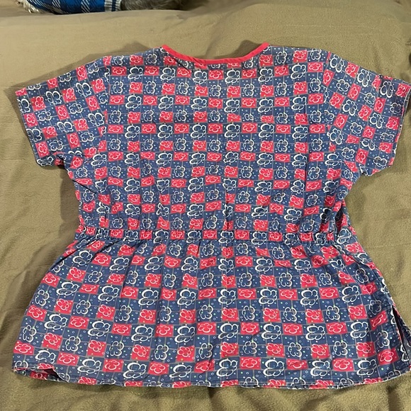 Lot of 4 Medium scrub tops. Dickies, TLC, & SB Scrubs. See below for measurement - Picture 3 of 9